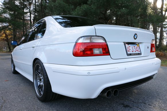 Dinan Free Flow Axle-Back Exhaust - 1997-2003 BMW 540i